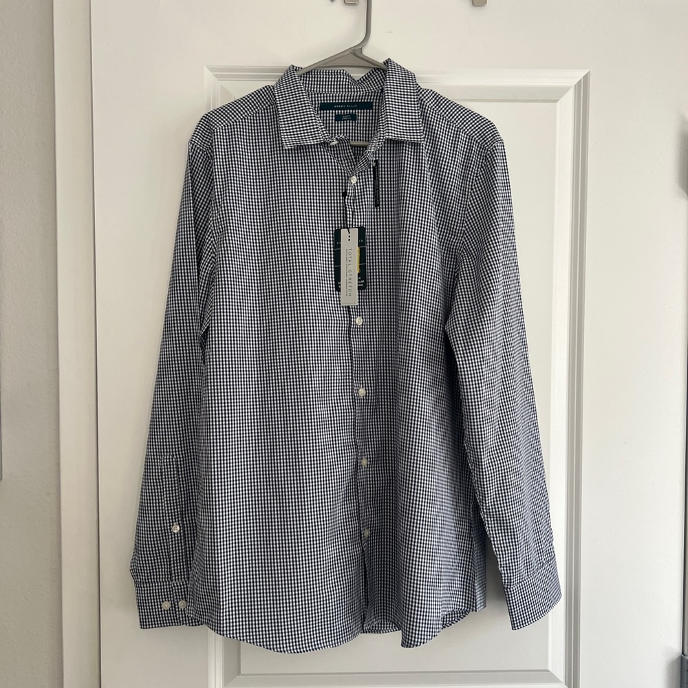 Perry Ellis Navy and White Checkered Men's Shirt